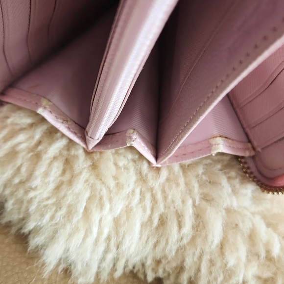 Gorgeous Coach Pale Pink Gathered Soft Leather Long Wallet 🩷 - Picture 11 of 16